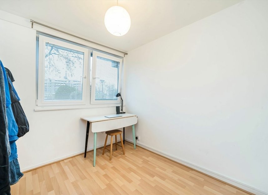 Properties to let in Justin Close - TW8 8QR view6