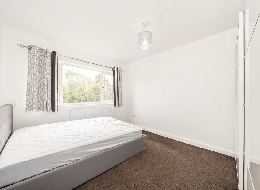 House semidetached to rent in Kendrey Gardens, Twickenham, TW2 (Ref