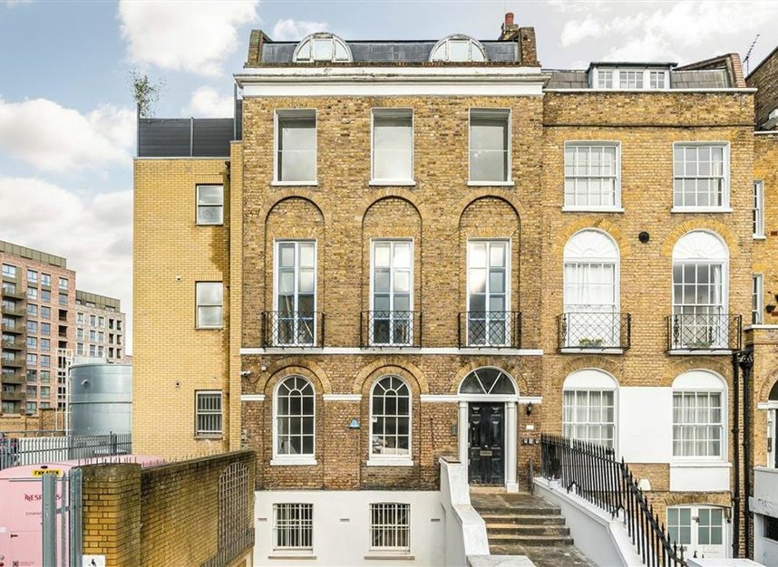 Properties to let in Kennington Road - SE11 4LD view1