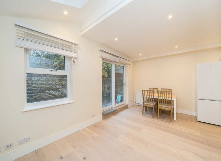 Properties let in Kepler Road - SW4 7PQ view2
