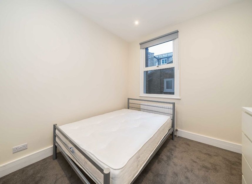 Properties let in Kepler Road - SW4 7PQ view7