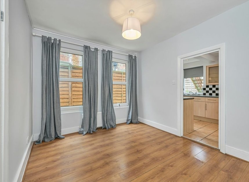 Properties let in Kettering Street - SW16 6PZ view3