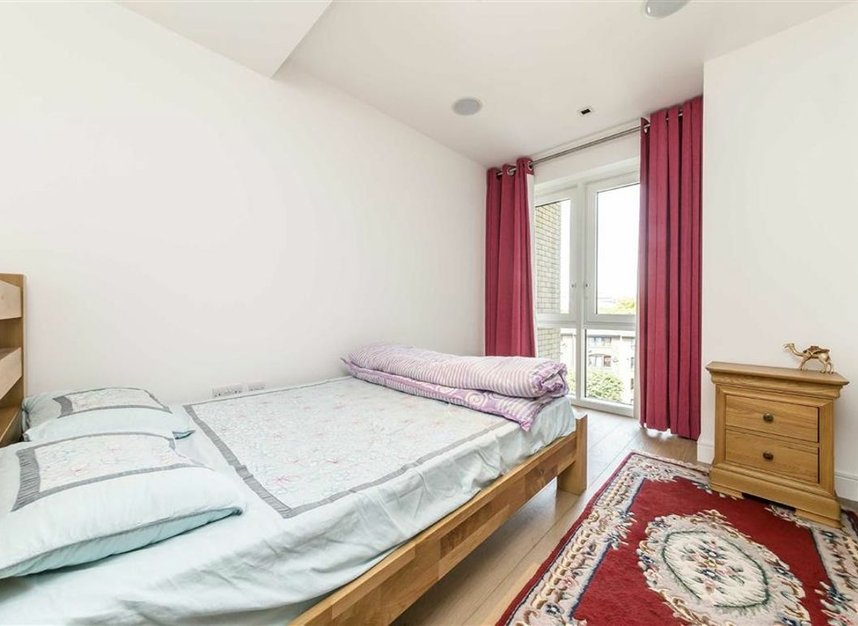 Properties to let in Kew Bridge Road - TW8 0FG view5