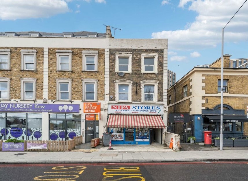 Properties to let in Kew Bridge Road - TW8 0EW view1