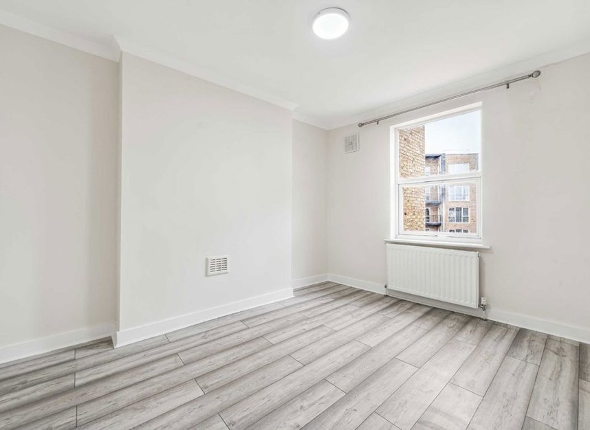 Properties to let in Kew Bridge Road - TW8 0EW view2