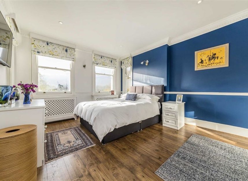 Properties let in Kew Green - TW9 3AH view4