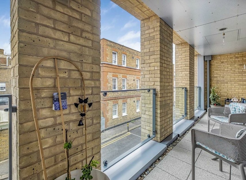 Properties let in King Street - W6 9QF view3