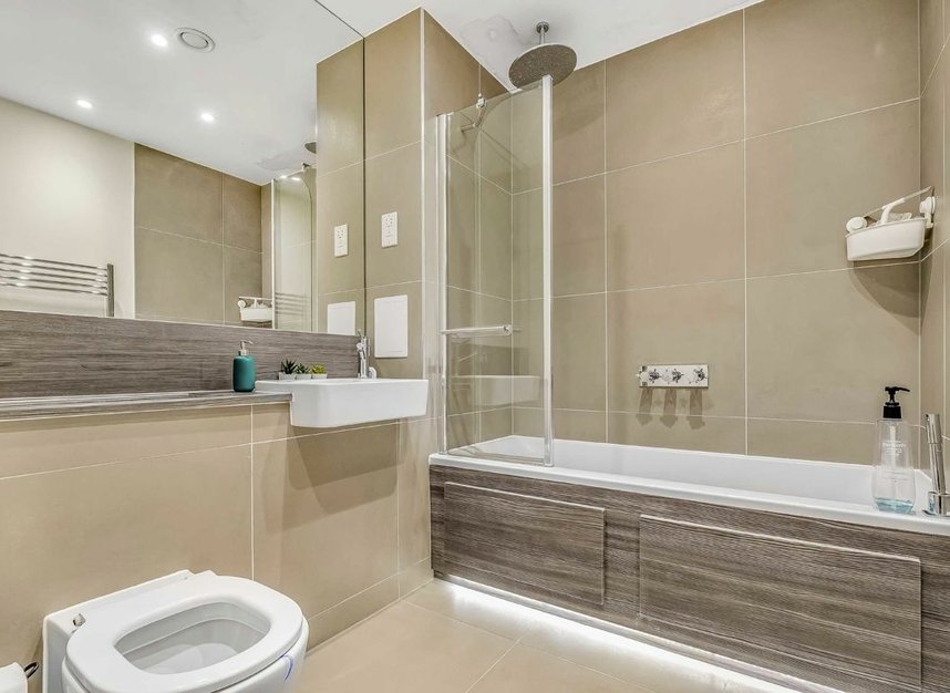 Properties let in King Street - W6 9QF view11