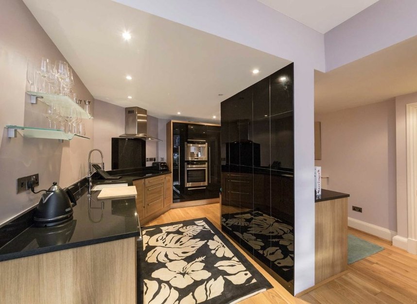 Properties to let in King's Quay - SW10 0UX view5
