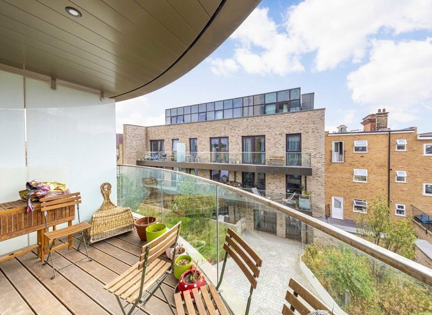 Properties to let in Kingsland High Street - E8 2FA view4