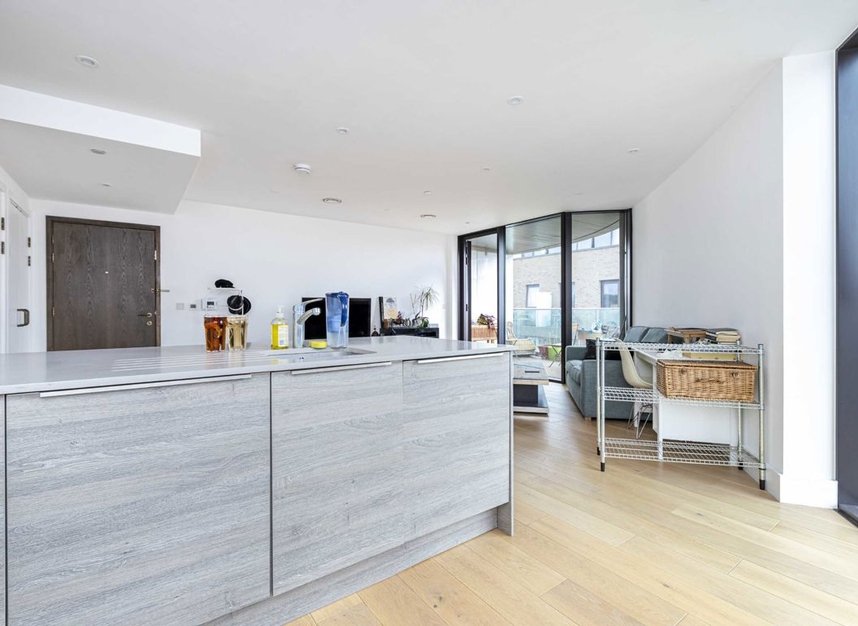 Properties to let in Kingsland High Street - E8 2FA view8