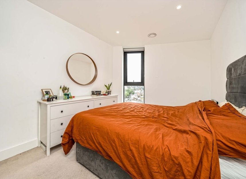 Properties to let in Kingsland High Street - E8 2FA view5