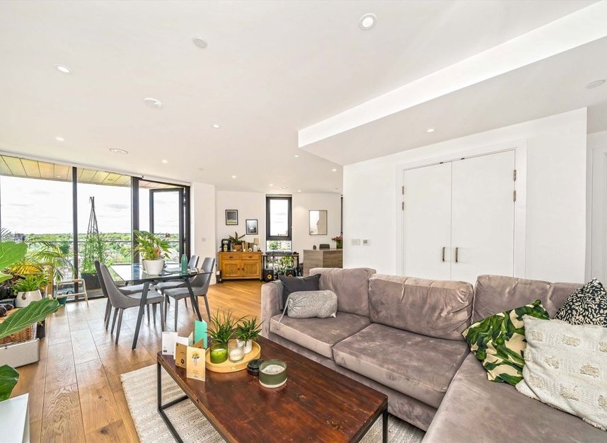 Properties to let in Kingsland High Street - E8 2FA view9