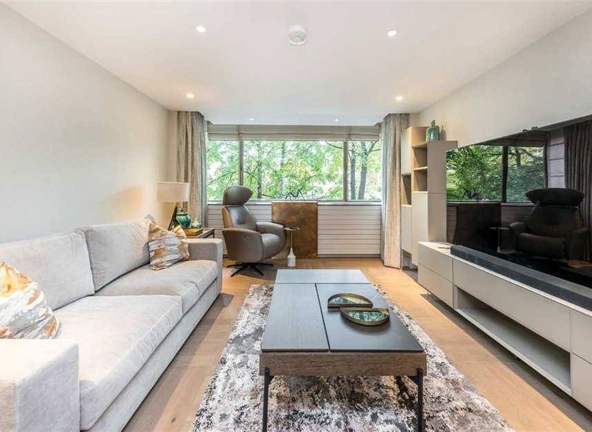Properties to let in Knightsbridge - SW7 1DG view2