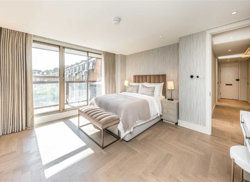 Properties to let in Knightsbridge - SW7 1DG view4