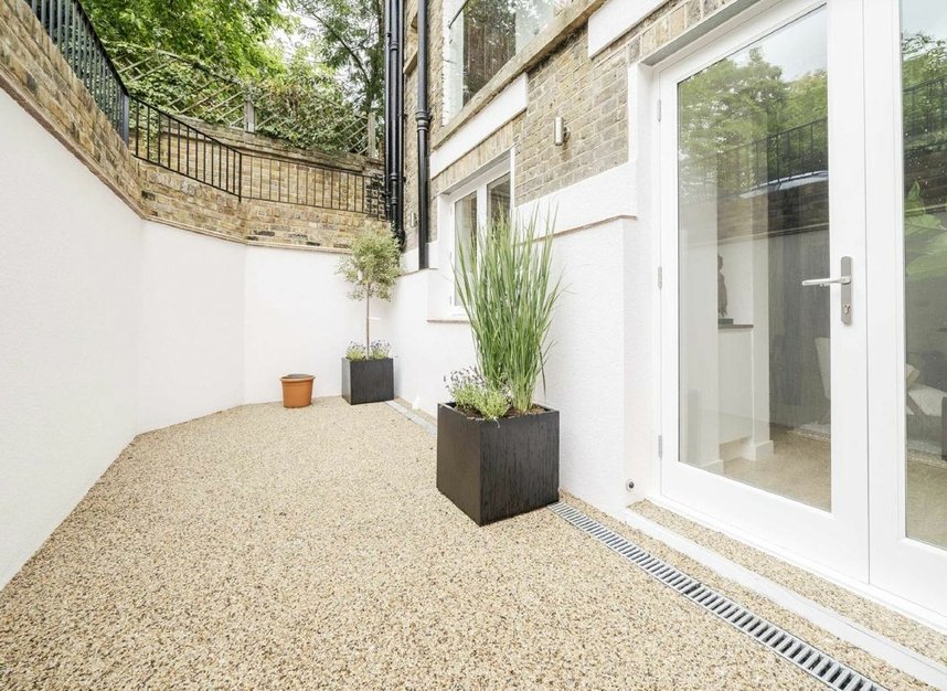 Properties let in Lacy Road - SW15 1NR view7