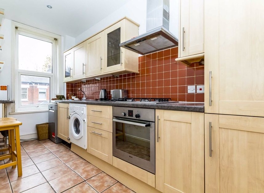 Flat to rent in Langdon Park Road, London, N6 (Ref 159042) Dexters