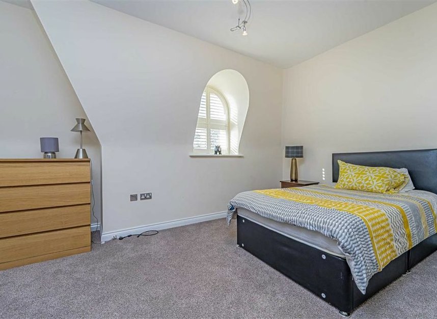 Properties let in Langdon Park - TW11 9PR view7
