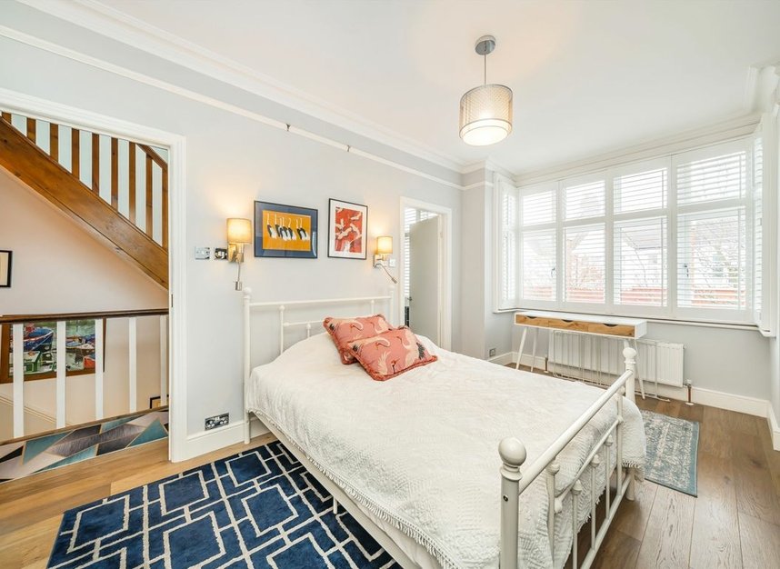 Properties let in Larnach Road - W6 9NX view7
