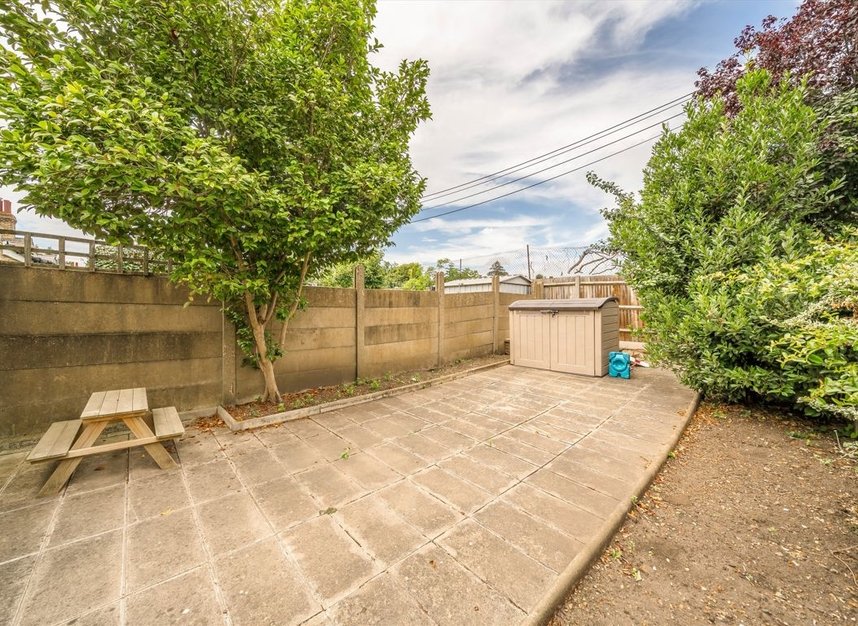 Properties to let in Lateward Road - TW8 0PL view8
