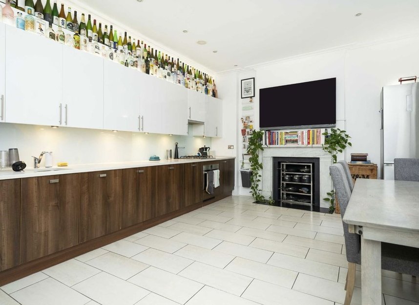 Properties to let in Laurence Pountney Lane - EC4R 0EE view3