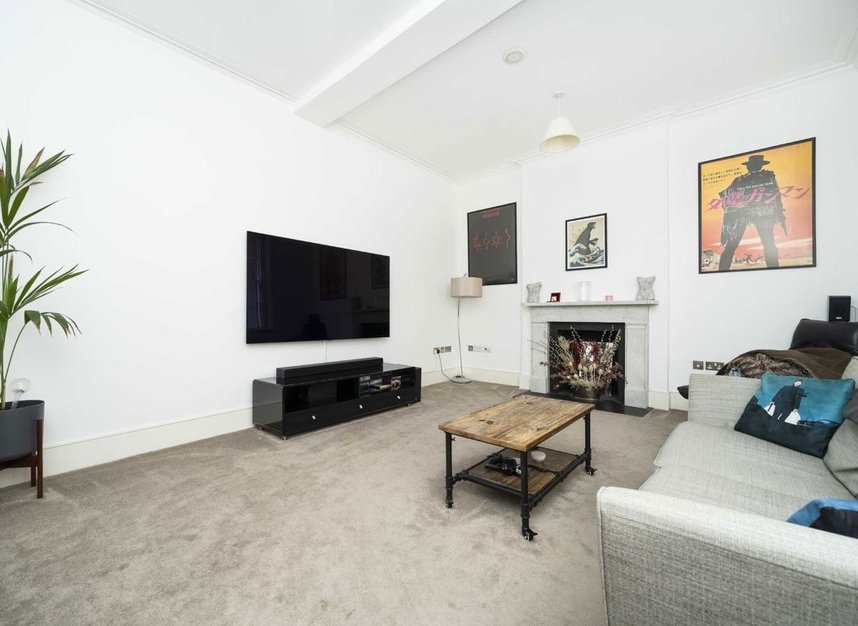 Properties to let in Laurence Pountney Lane - EC4R 0EE view2