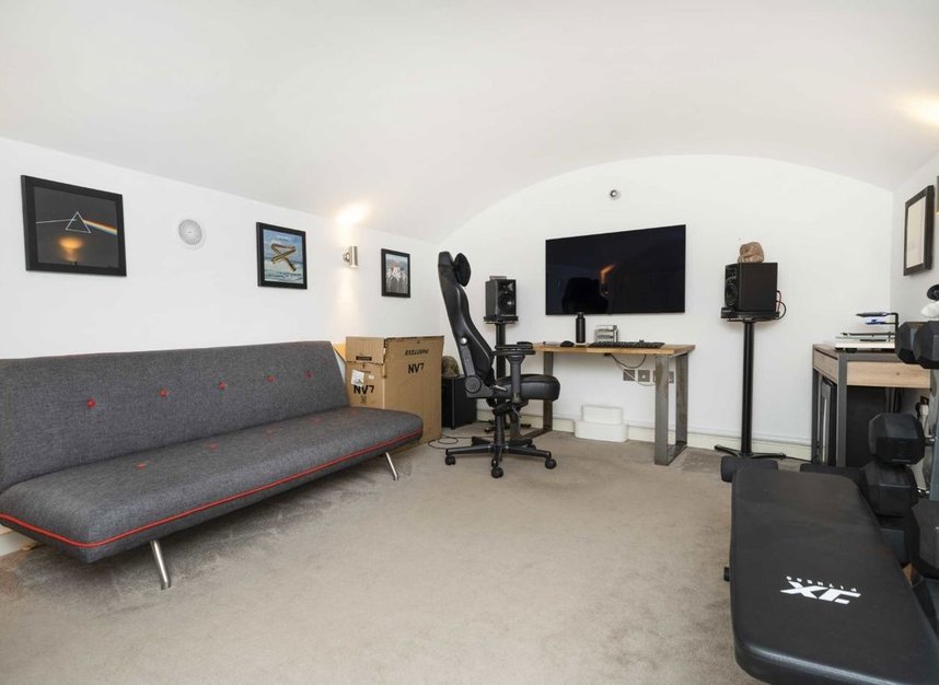 Properties to let in Laurence Pountney Lane - EC4R 0EE view7