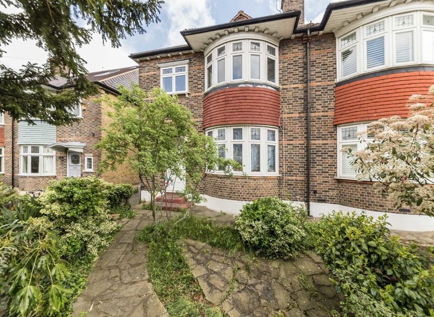 Properties let in Leigham Court Road - SW16 2SB view1