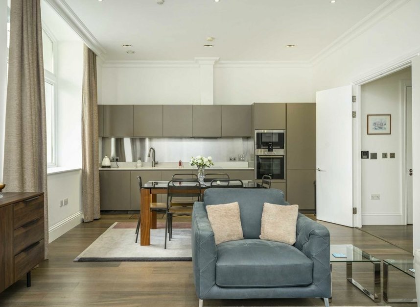 Properties let in Leman Street - E1 8EY view4