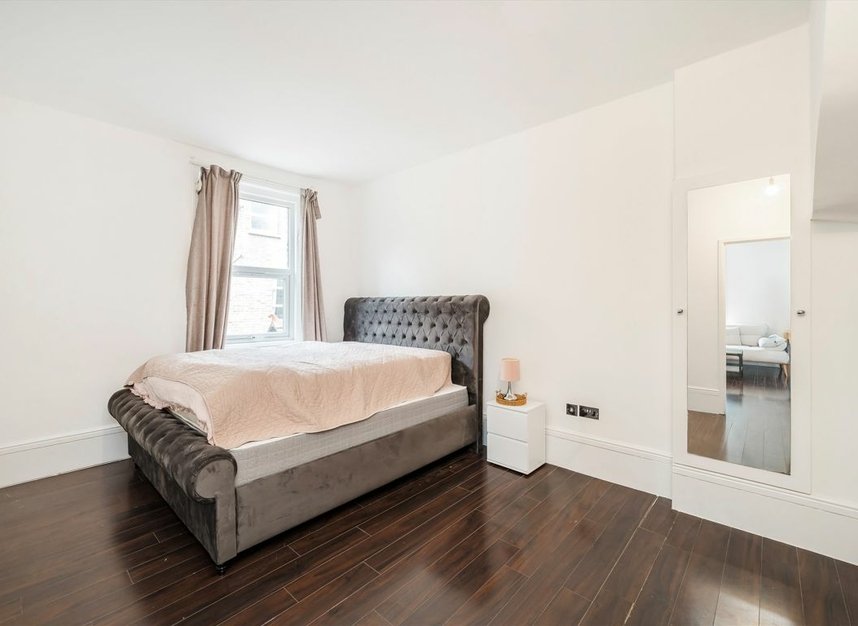 Properties to let in Leopold Road - W5 3PB view10
