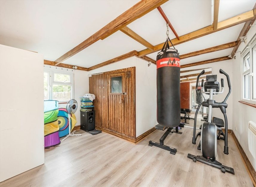 Properties to let in Leopold Road - W5 3PB view8