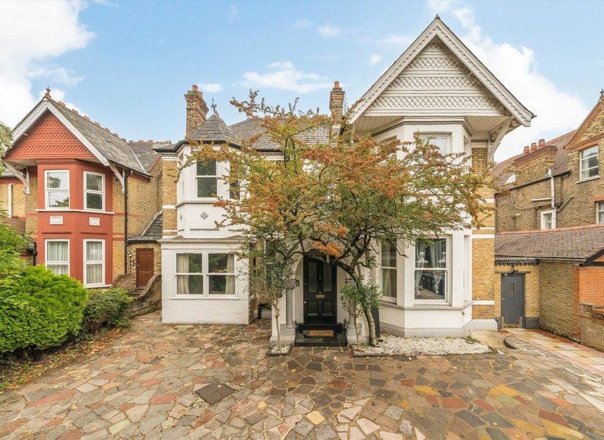 Properties to let in Leopold Road - W5 3PB view1