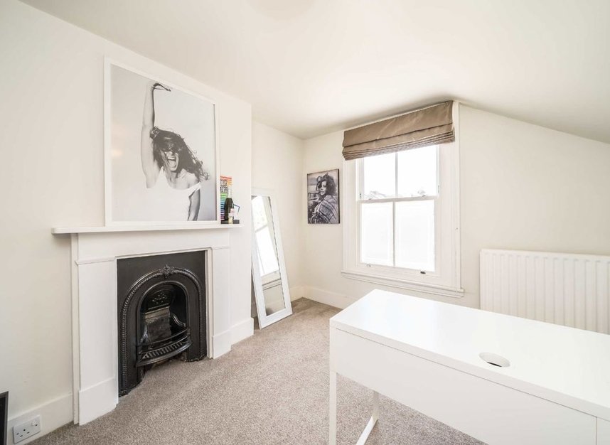Properties to let in Leppoc Road - SW4 9LT view9