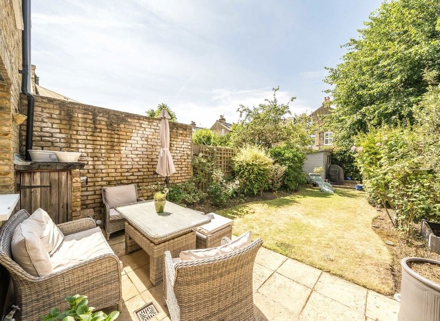 Properties to let in Leppoc Road - SW4 9LT view12