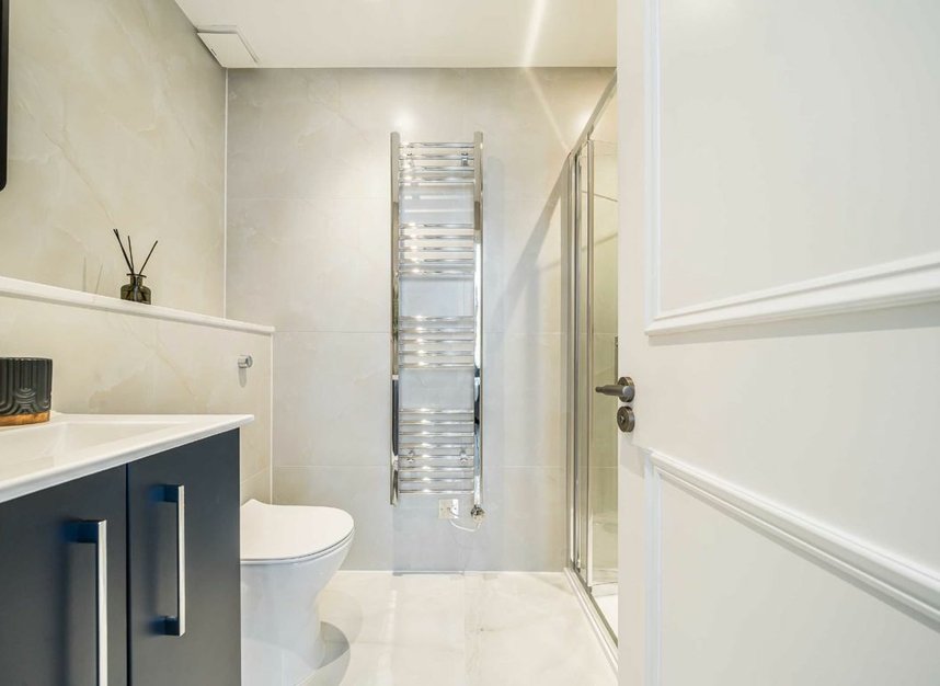 Properties to let in Lexham Gardens - W8 6JN view7