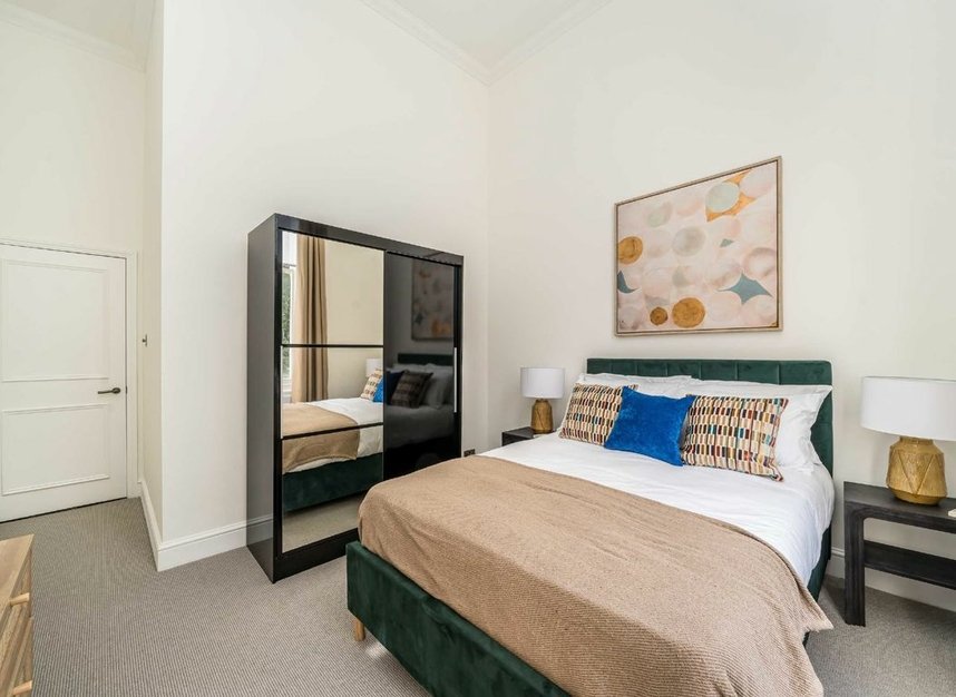 Properties to let in Lexham Gardens - W8 6JN view8