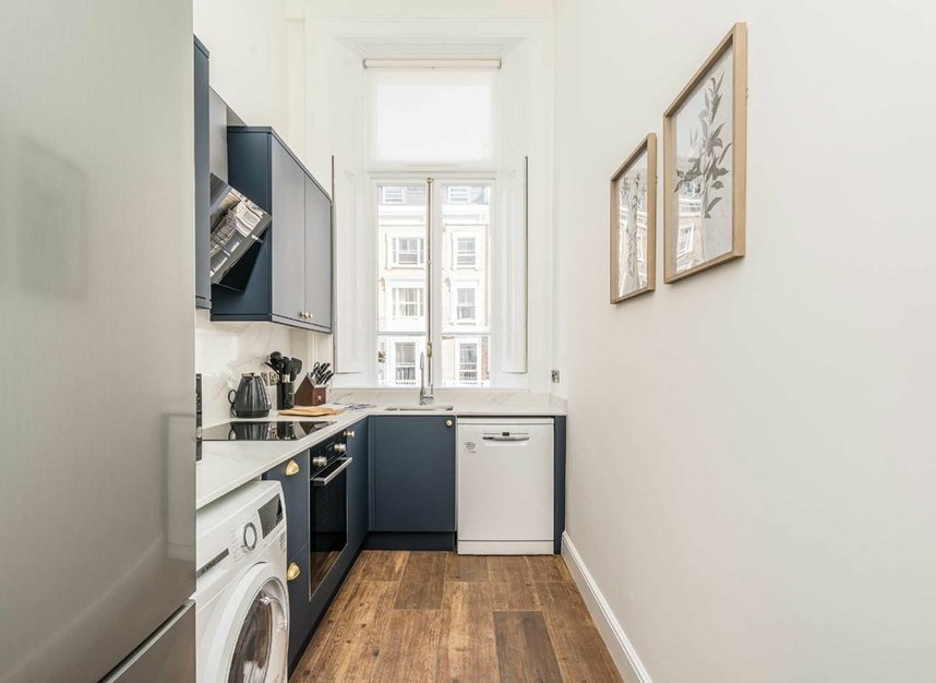 Properties to let in Lexham Gardens - W8 6JN view5