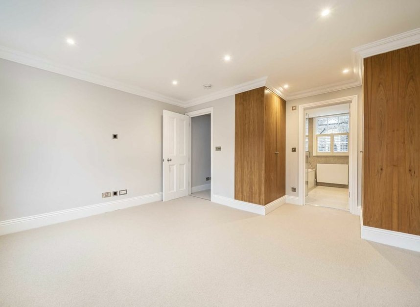 Properties to let in Little Chester Street - SW1X 7AL view10