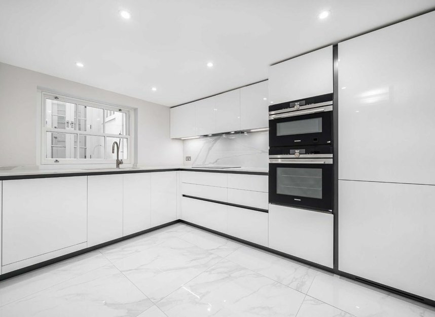 Properties to let in Little Chester Street - SW1X 7AL view4