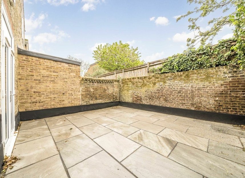 Properties to let in Lynn Road - SW12 9LA view7