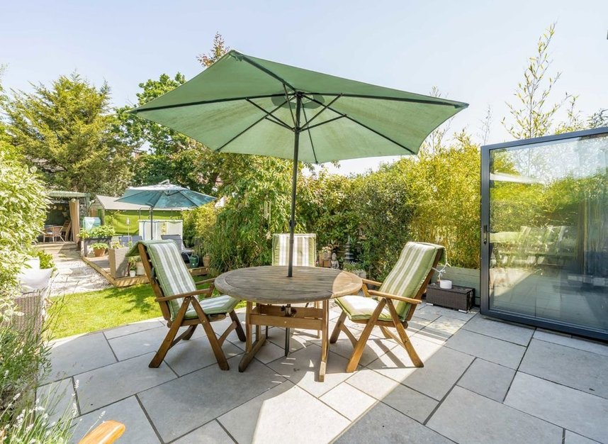 Properties to let in Lynton Avenue - W13 0EB view6