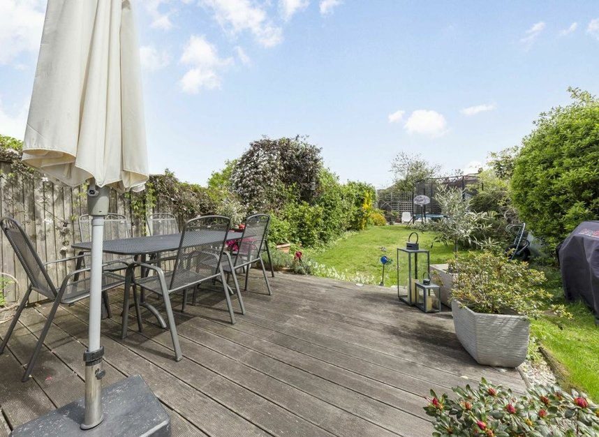 Properties let in Lynwood Road - W5 1JQ view9