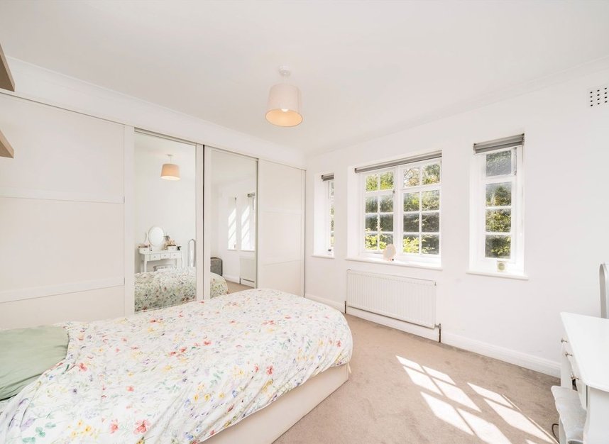 Properties to let in Lyttelton Road - N2 0EB view4