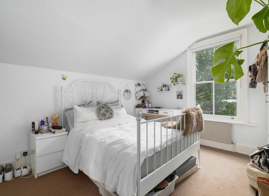 Properties let in Maplestead Road - SW2 3LX view5