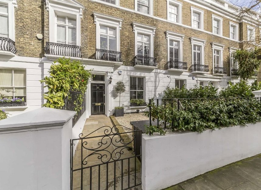 Properties to let in Margaretta Terrace - SW3 5NU view1