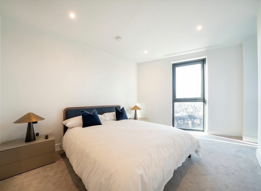 Properties let in Marian Place - E2 9FU view6