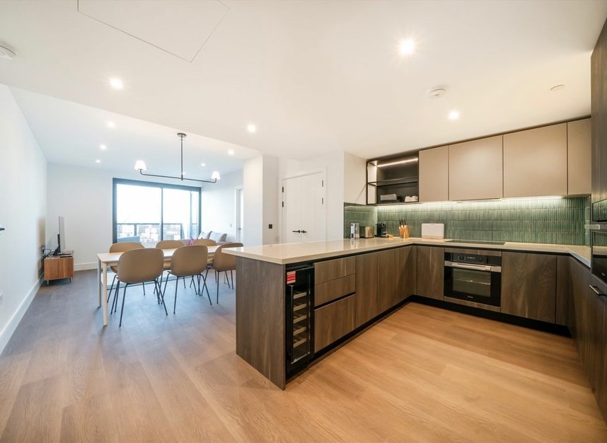 Properties let in Marian Place - E2 9FU view2