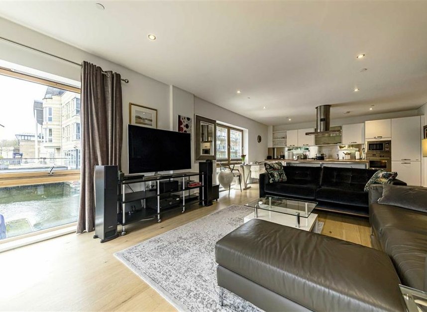 Properties let in Marina Place - KT1 4BH view2