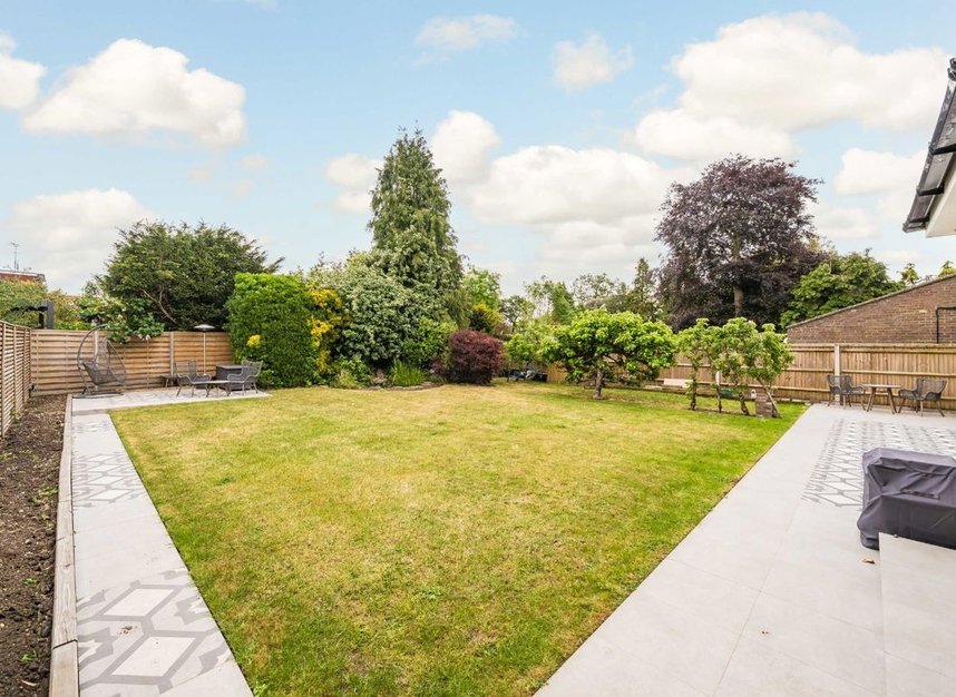 Properties to let in Marlborough Road - TW12 3RX view12