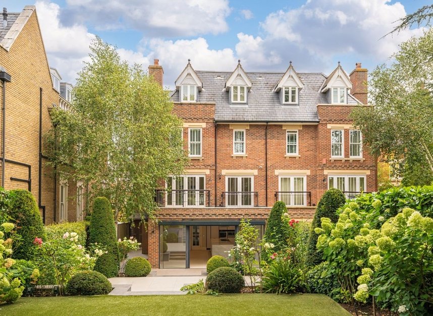 Properties to let in Martineau Drive - TW1 1PZ view9